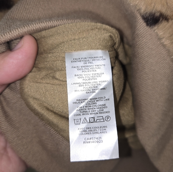 Lou &Grey leopard print soft sweatshirt Size S - Picture 4 of 4